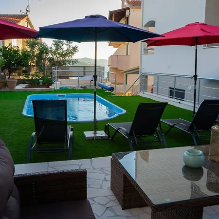 Apartament Neli