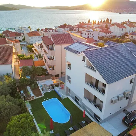 Daire Neli Trogir